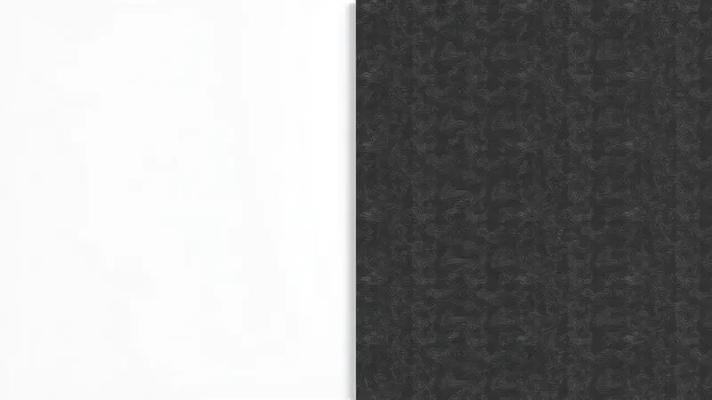 Representação artística comparando diferentes texturas de revestimentos antiaderentes, como cerâmico e granito.